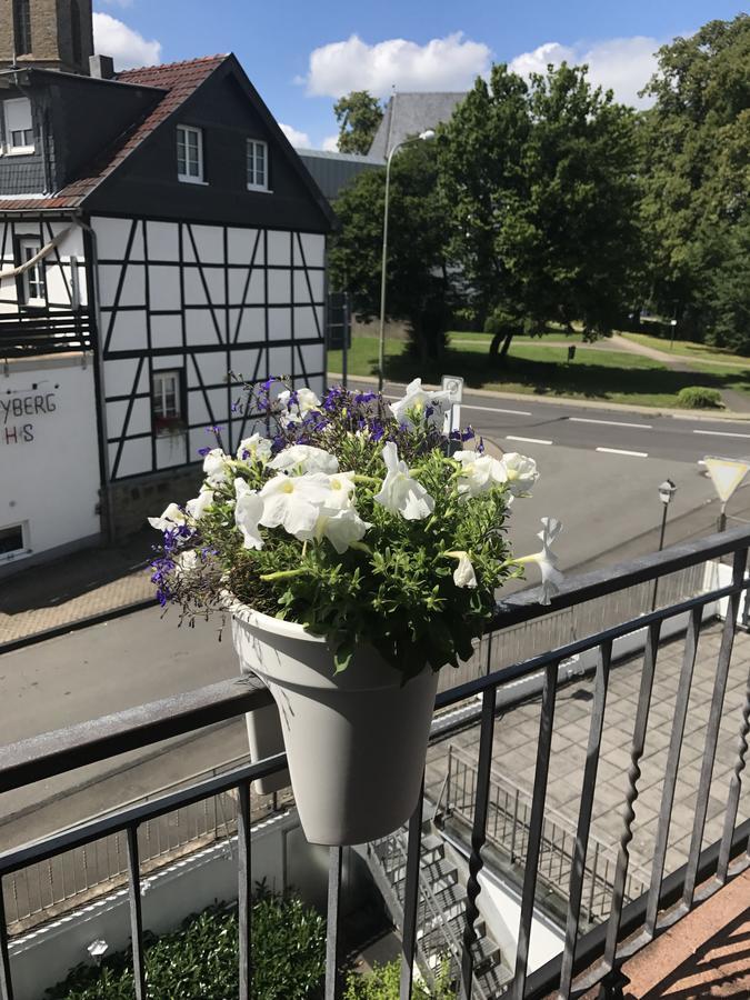 Gaestehaus Beim Prinz Hotell Kürten Exteriör bild